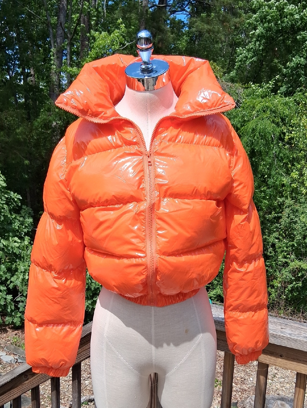 Orange Gloss Puffer Jacket - Women's Cropped Coat, Mundefeis. Sz L
